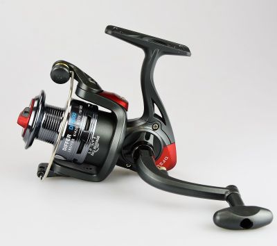 Макара с преден аванс DF 5000 3+1BB