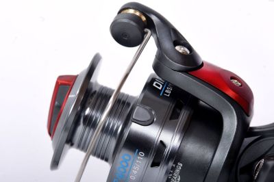 Макара с преден аванс DF 5000 3+1BB